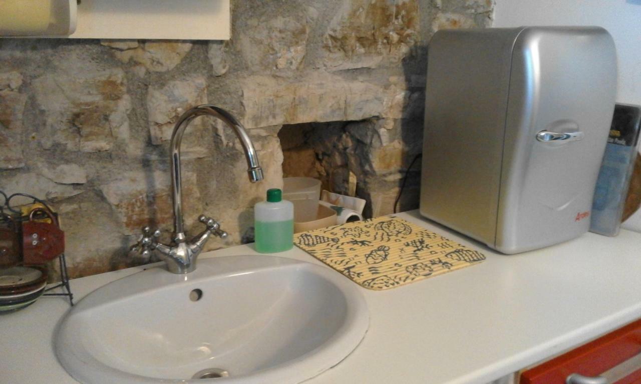 Poggio Delle Rondini Bed & Breakfast Bagnone ภายนอก รูปภาพ